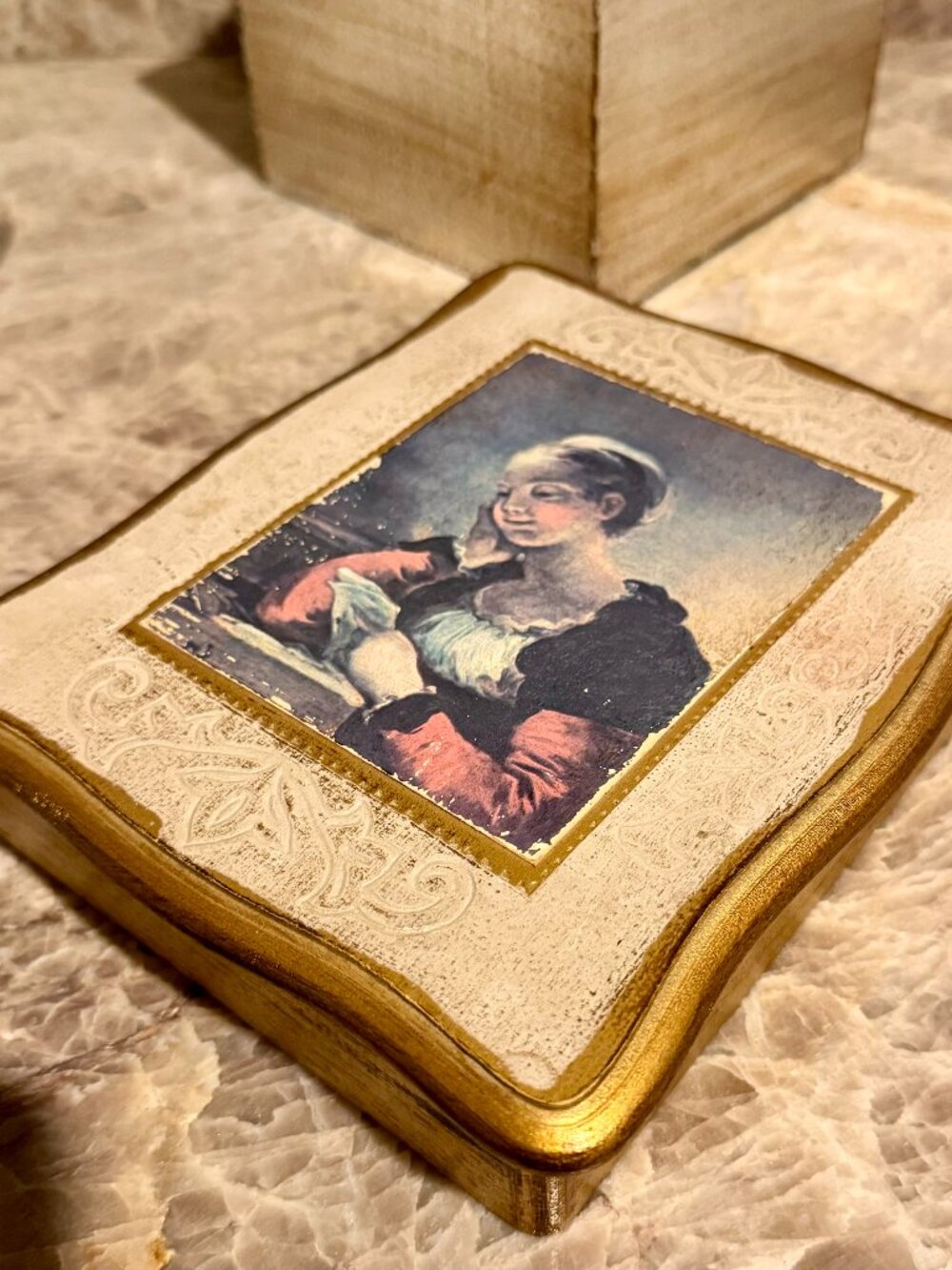 Jewelry Box Gilt